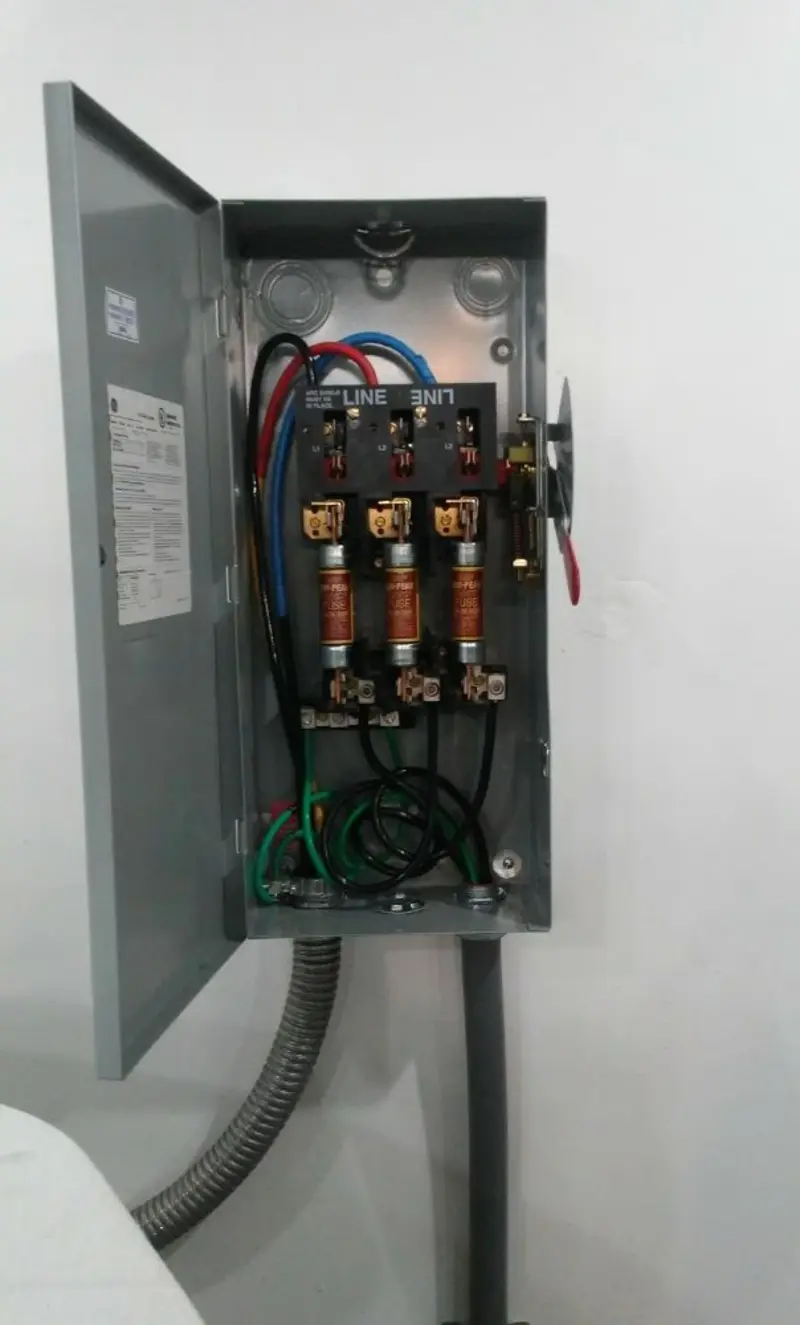 Three-phase disconnect switch installed for Electrical Wiring & Rewiring in Vandergrift